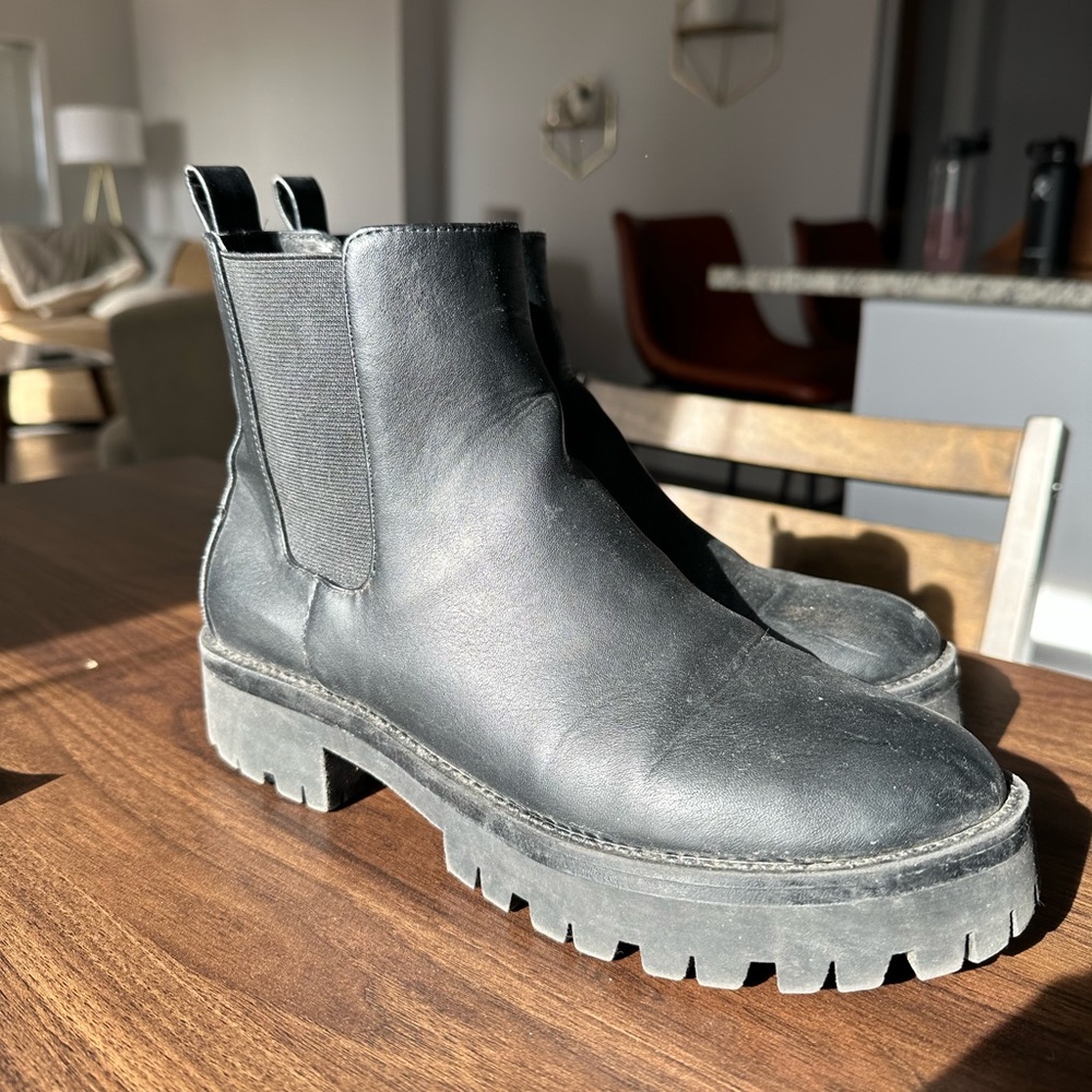 BP black ankle booties